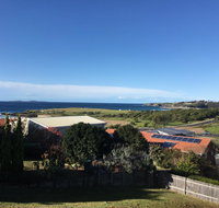 Sunnyside Holiday Home - Accommodation Main Beach