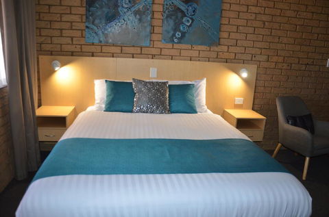 Sunray Motor Inn - Accommodation Main Beach 0