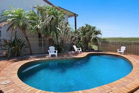 Sunrise Reef Unit 4 - Lennox Head - Accommodation Main Beach 1
