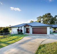 Sunset Retreat Airlie Beach Rural Getaway - Accommodation Main Beach