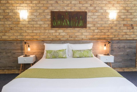 Sunshine Coast Motor Lodge - Accommodation Main Beach 3