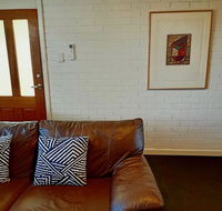 Superb 2 BR Apartment Minutes to CBD- Cen7 - Accommodation Main Beach