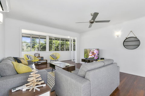 Surf's Up, Peregian Beach - Accommodation Main Beach 3