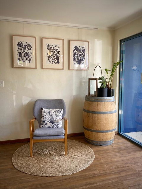 Surfpoint Resort - Accommodation Main Beach 3