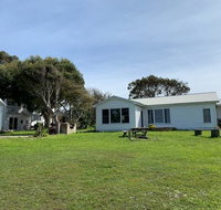 Surfside Backpacker - Accommodation Main Beach