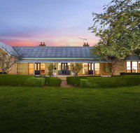 Sutton Downs - renovated country home on 100 acres - Accommodation Main Beach