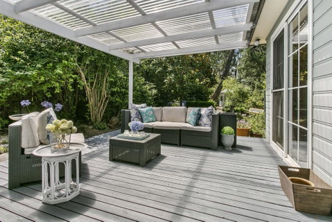 Swanbrook - Accommodation Main Beach 0