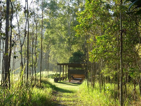 Sweetwater Lodge - Accommodation Main Beach 3