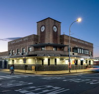 Sydney Junction Hotel - Accommodation Main Beach