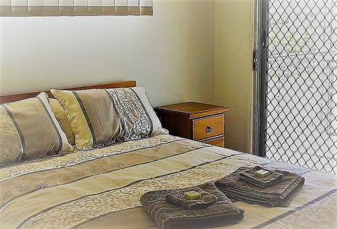 Taits Place Vineyard B & B - Accommodation Main Beach 1