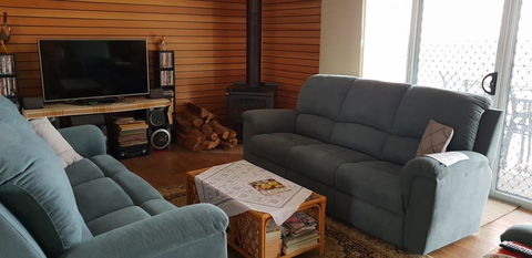 Taits Place Vineyard B & B - Accommodation Main Beach 2