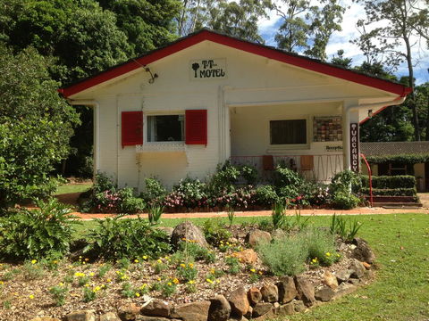 Tall Trees Motel Mountain Retreat - Accommodation Main Beach 3