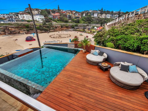 Tamarama Apartments - Accommodation Main Beach 3