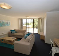 Tanderra 2 - Accommodation Main Beach