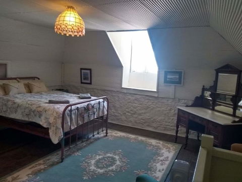 Tanilba House - Accommodation Main Beach 2