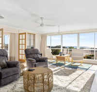 TASSIE SEASIDE SERENITY - L'Abode Accommodation - Accommodation Main Beach
