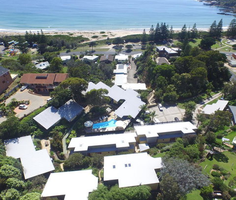Tathra Beach House Holiday Apartments - Accommodation Main Beach 0