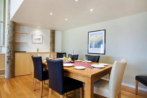 Tathra Beach House Holiday Apartments - Accommodation Main Beach 2