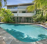 Tea Trees - Accommodation Main Beach