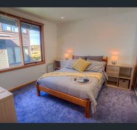 Tetleys - Accommodation Main Beach