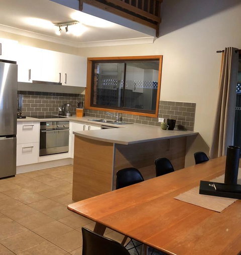 The Basin Waterfront - Accommodation Main Beach 3