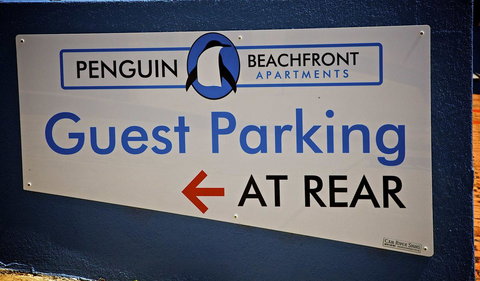 Penguin Beachfront Apartments - Accommodation Main Beach 21