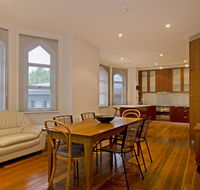 Roxburgh House Apartments - Accommodation Main Beach