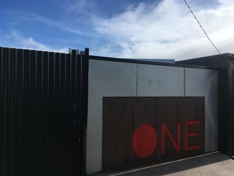 Apartment ONE - Accommodation Main Beach 8