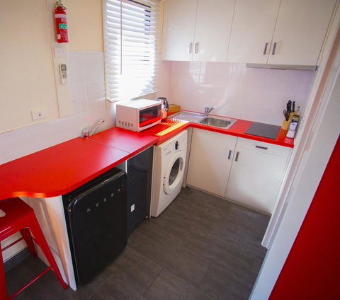 Apartment ONE - Accommodation Main Beach 10