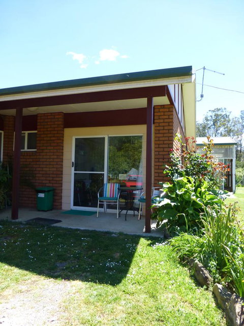 Quamby Pines Chalet - Accommodation Main Beach 25
