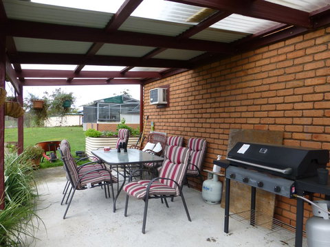 Quamby Pines Chalet - Accommodation Main Beach 8