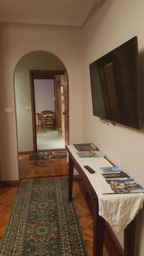 AppleBay Guest House - Accommodation Main Beach 36