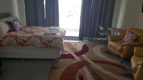 AppleBay Guest House - Accommodation Main Beach 17