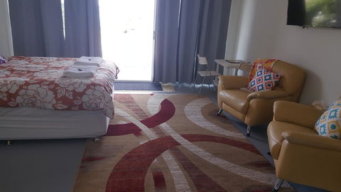 AppleBay Guest House - Accommodation Main Beach 18