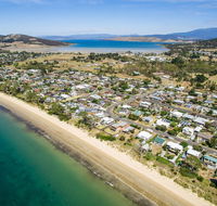 Aqua Beachfront - Accommodation Main Beach