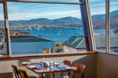 Beltana Hotel - Accommodation Main Beach 11