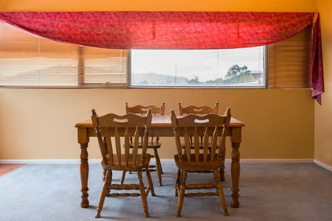 Beltana Hotel - Accommodation Main Beach 16