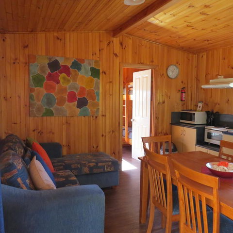 Captain Cook Holiday Park - Accommodation Main Beach 39