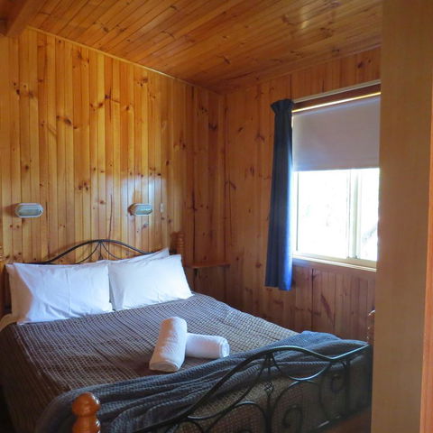 Captain Cook Holiday Park - Accommodation Main Beach 40