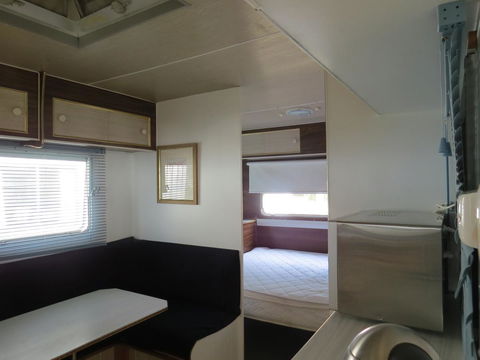 Captain Cook Holiday Park - Accommodation Main Beach 24