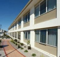 Edgewater Hotel - Accommodation Main Beach