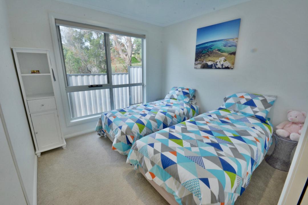 Gravelly Beach TAS Accommodation Main Beach