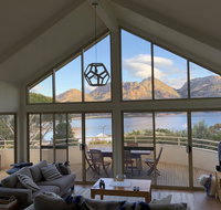 Freycinet Beach House - Accommodation Main Beach