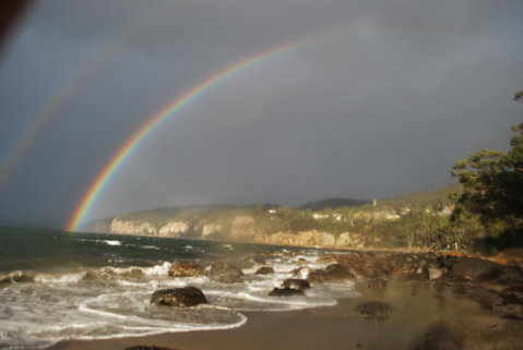 Beachside Taroona With Spa - Accommodation Main Beach 25