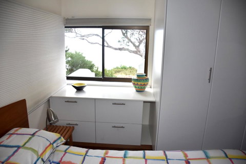 Beachside Taroona With Spa - Accommodation Main Beach 0