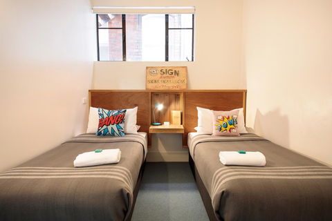 Alabama Hotel Hobart - Accommodation Main Beach 19