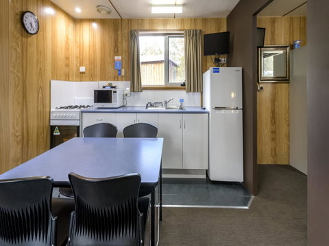 Discovery Parks - Cradle Mountain - Accommodation Main Beach 15