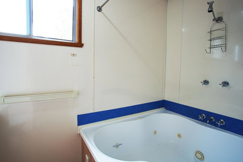Discovery Parks - Cradle Mountain - Accommodation Main Beach 42