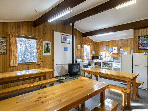 Discovery Parks - Cradle Mountain - Accommodation Main Beach 13