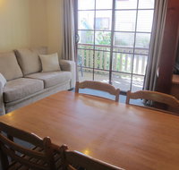 Kitty's Place - Accommodation Main Beach